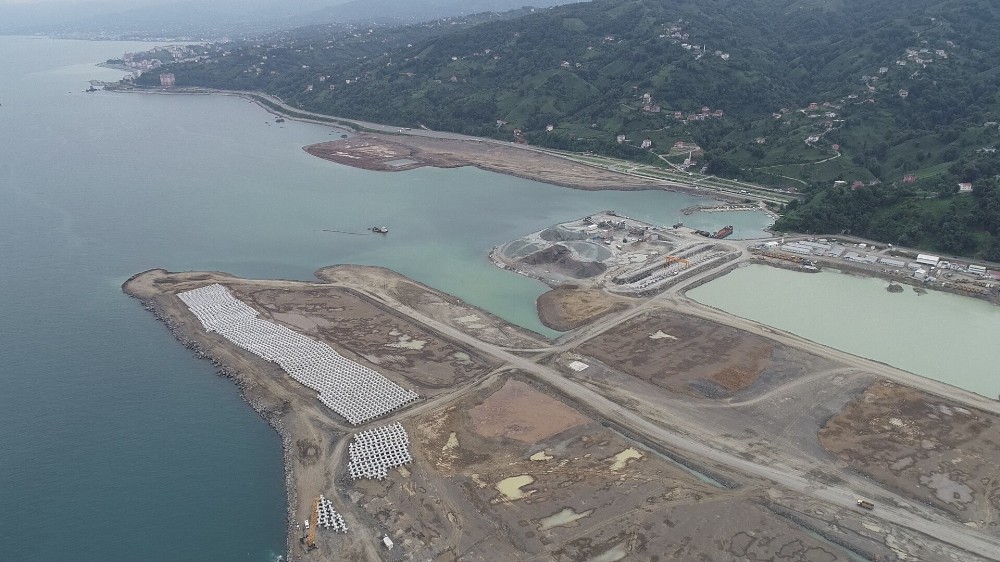 Rize-Artvin Havalimanı’nda çalışmalar hızlandı, dolgu çalışmalarının yüzde 41’i tamamlandı 