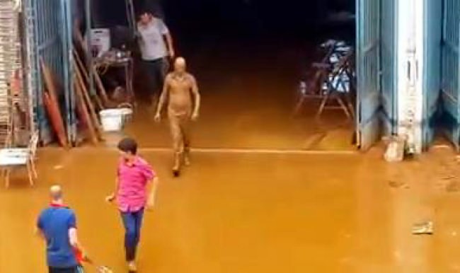 Rize ve Artvin'i sel kötü etkiledi!