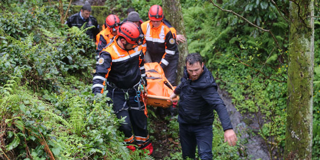 Uçurumda otomobil bulundu: 1 ölü