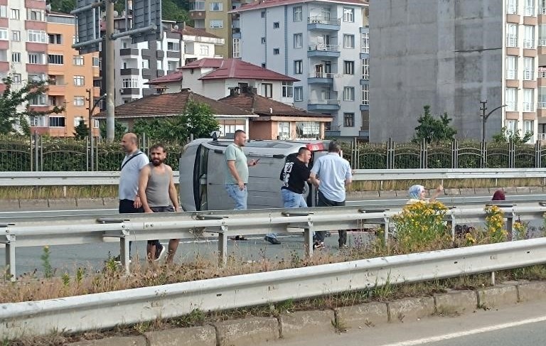 Rize’de bayram dönüşü kaza: 2 ölü, 3 yaralı