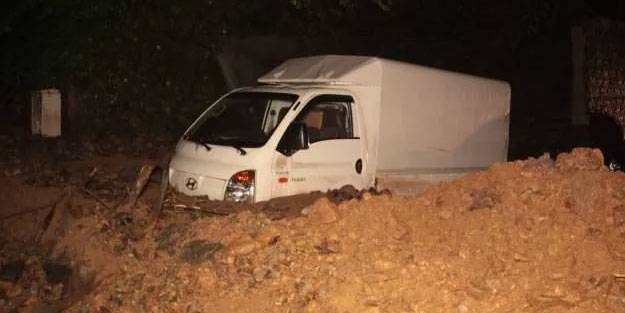 Rize'de etkili olan şiddetli sağanak maddi hasar ve can kaybına neden oldu