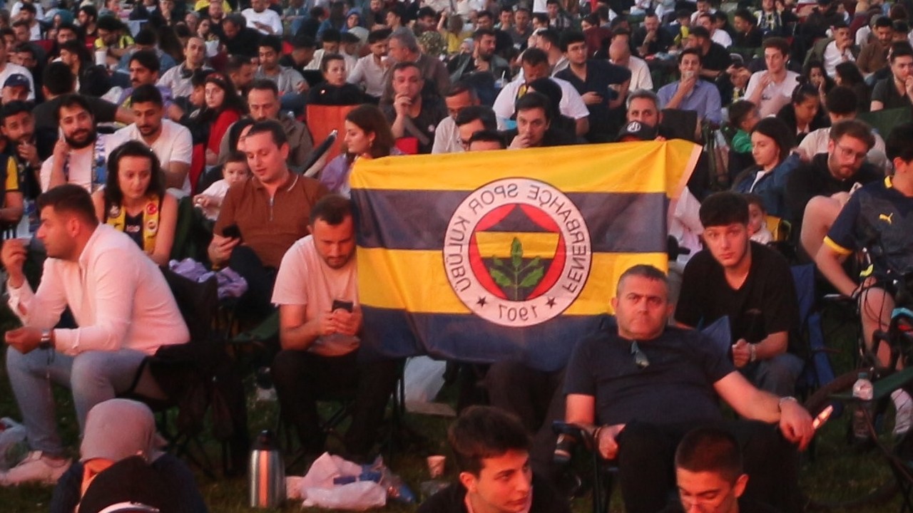 Rize’de Euroleague final heyecanı sahile taşındı