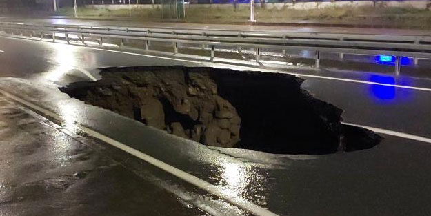 Rize’de şiddetli yağışlar sonrası yol çöktü