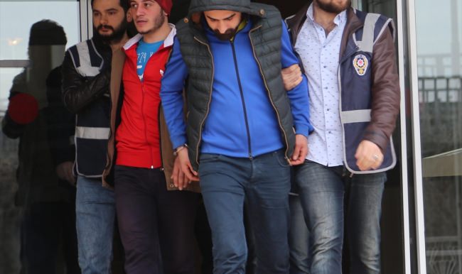 Rize'de uyuşturucu operasyonu: 3 gözaltı