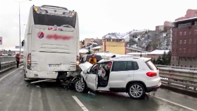 Rize'de zincirleme kaza