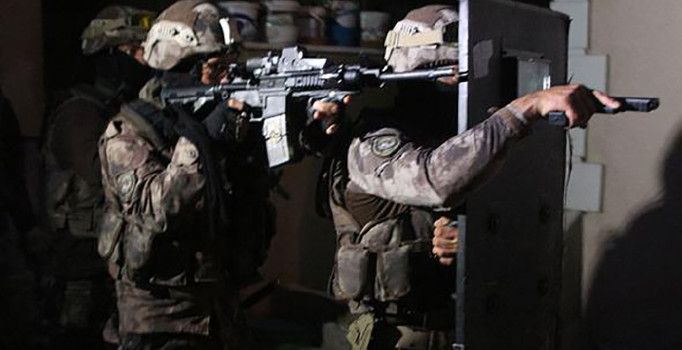 Rize'deki fuhuş operasyonunda 5 tutuklama