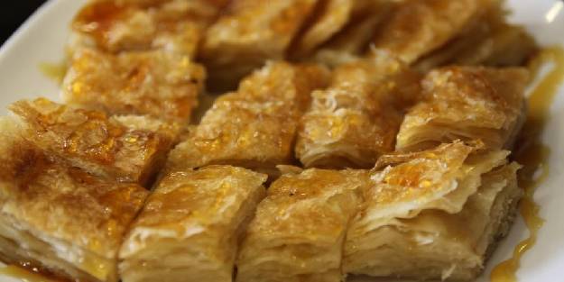 Rizelilerin yeni lezzeti ‘Ballı Börek’ oldu. Ballı börek tarifi, nasıl yapılır?