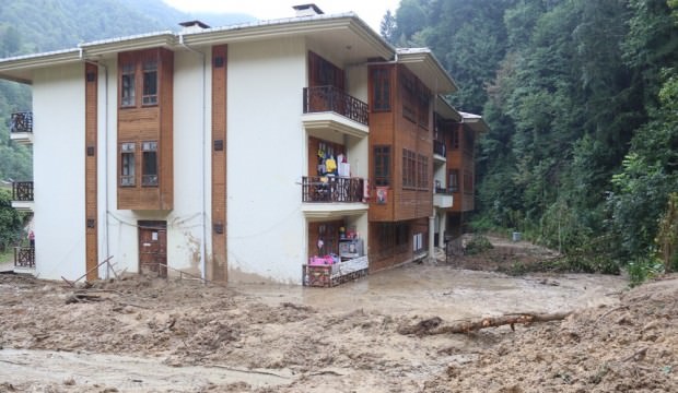 Rize’nin Hemşin ilçesinde afetin boyutu ortaya çıktı
