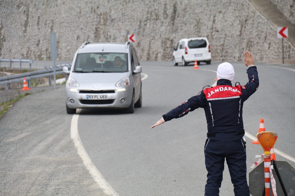 Rize’nin Kendirli beldesi ve 4 köyünde karantina devam ediyor 
