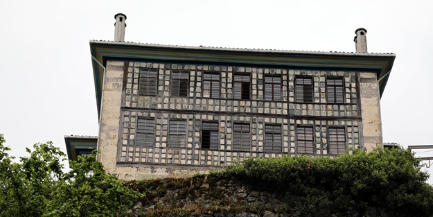 Rize'nin tarihi konakları turizme kazandırılıyor