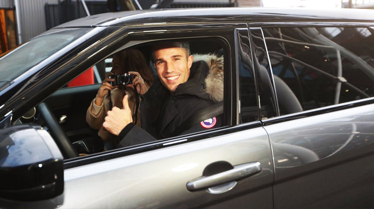 Robin van Persie'nin yeni kontratı!