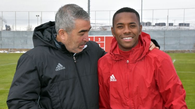 Robinho ilk antrenmanına çıktı