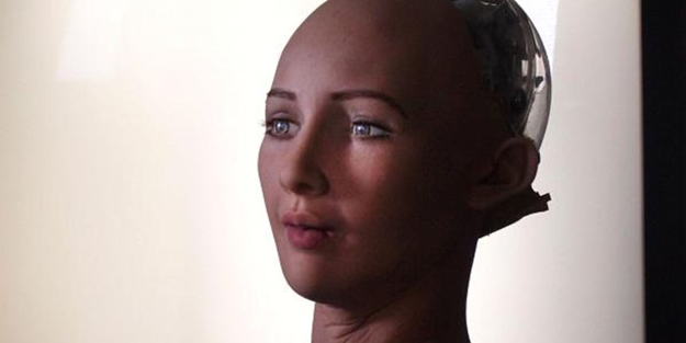 Robot Sophia, aile kurmak istiyor