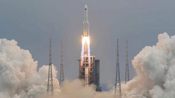 Roket nereye düşecek? Roket parçaları Türkiye'ye mi düşecek?