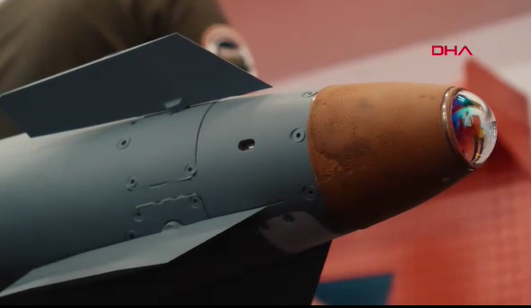 Roketsan’dan gurur verici başarı! Trlg-122 füzesi hafif araçtan isabetle hedefi vurdu