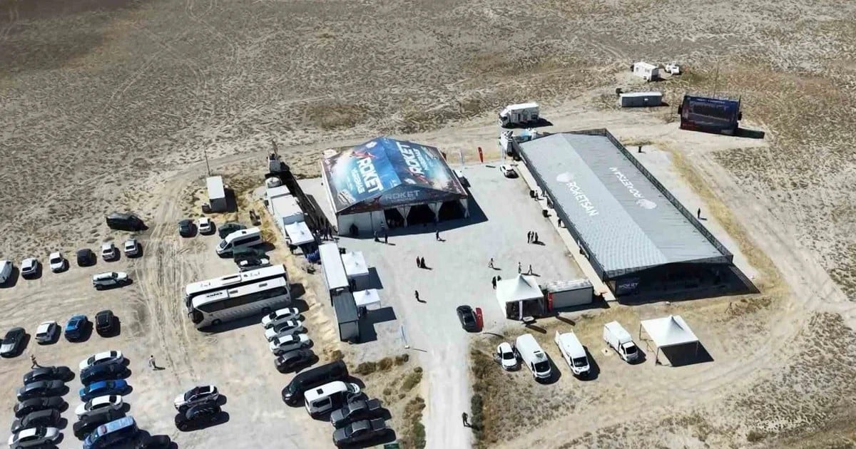 ROKETSAN'ın TEKNOFEST Roket Yarışması finalinde 73 takım Aksaray'da füzelerini ateşledi