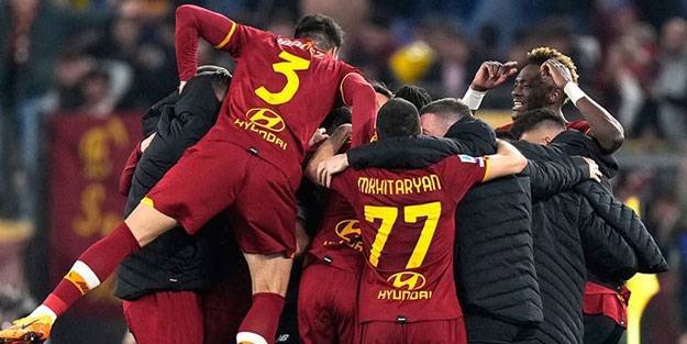 Roma derbide Lazio'yu perişan etti