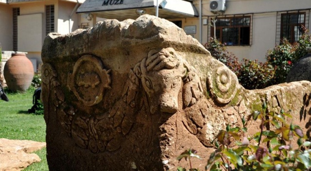 Roma dönemine ait lahit bulundu