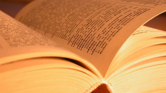 Romanlar için sözlük yolda