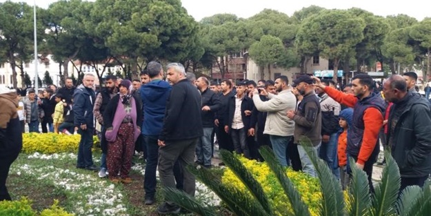 Romanlardan CHP'li Belediye Başkanına tepki