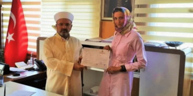 Romanya vatandaşı kadın, Bursa'da Müslüman oldu