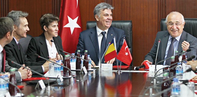 Romanya’ya Ermeni uyarısı