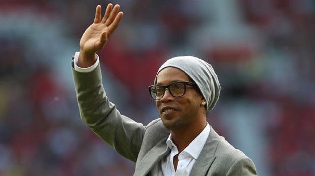 Ronaldinho İstanbul'a geliyor
