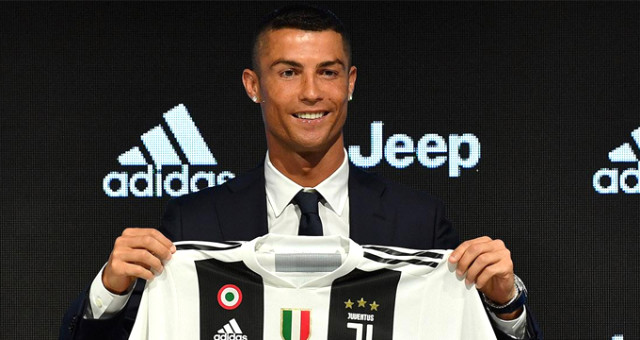 Ronaldo sahaya inmeden Juventus'a köşeyi döndürdü