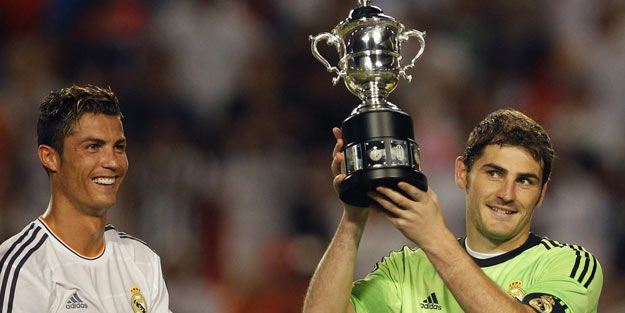 Ronaldo ve Casillas tarihe geçti!