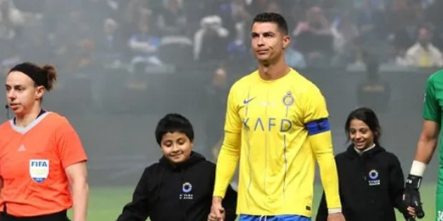 Ronaldo’dan edepsizlik fışkırdı! Tüm dünya bu rezilliği konuşacak! Araplar duyurdu: Ronaldo depremi: Her an futbolu artık iflas edebilir…