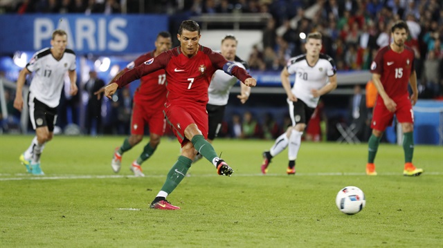 Ronaldo'nun kaçırdığı penaltı finali getirdi