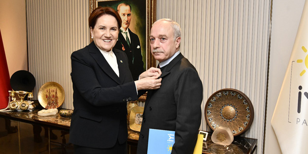 Rozetini Meral Akşener takmıştı! Erdal Sarızeybek sert sözlerle partiden istifa ettiğini duyurdu