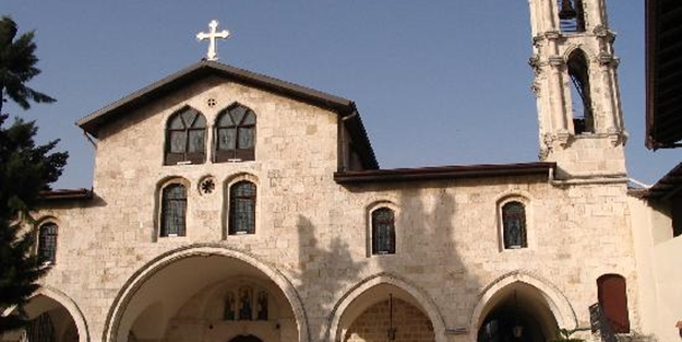 Kiliseler kapatıldı