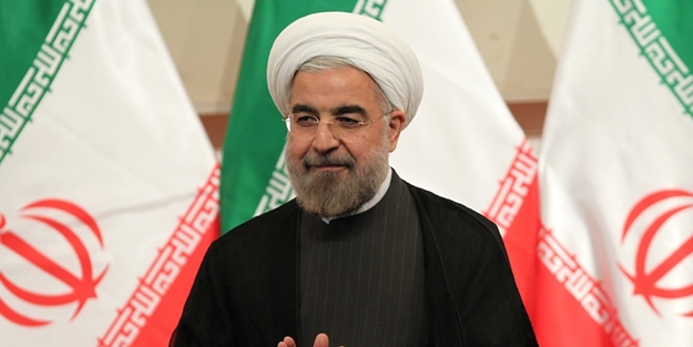 Ruhani'den yaptırım açıklaması! Kırmızı çizgileri aşmadan müzakereye hazırız