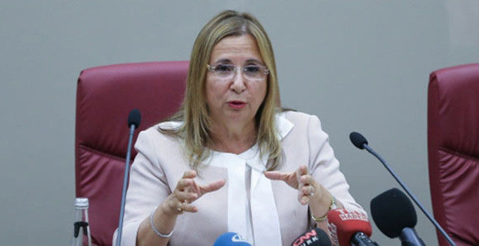 Ruhsar Pekcan: Piyasa dengelerle ilgili önlem almaya devam edeceğiz