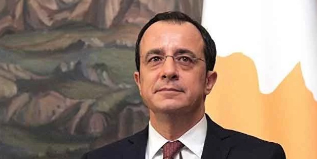 Rumlar yeni kararı verdi: Rum Yönetimi ülkelerini savunma yapacaklarını ve Müsteşarlık kurulacağını ilan etti!