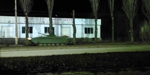 Rus askeri konvoyu Donbas yolunda