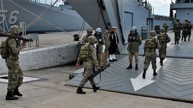 Rus askerleri Türkiye’de