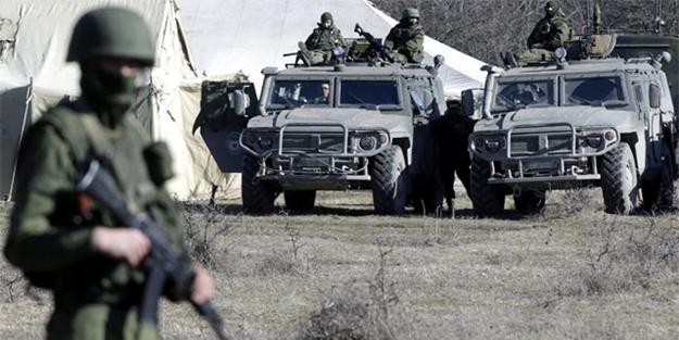 Kırım'da silah sesleri