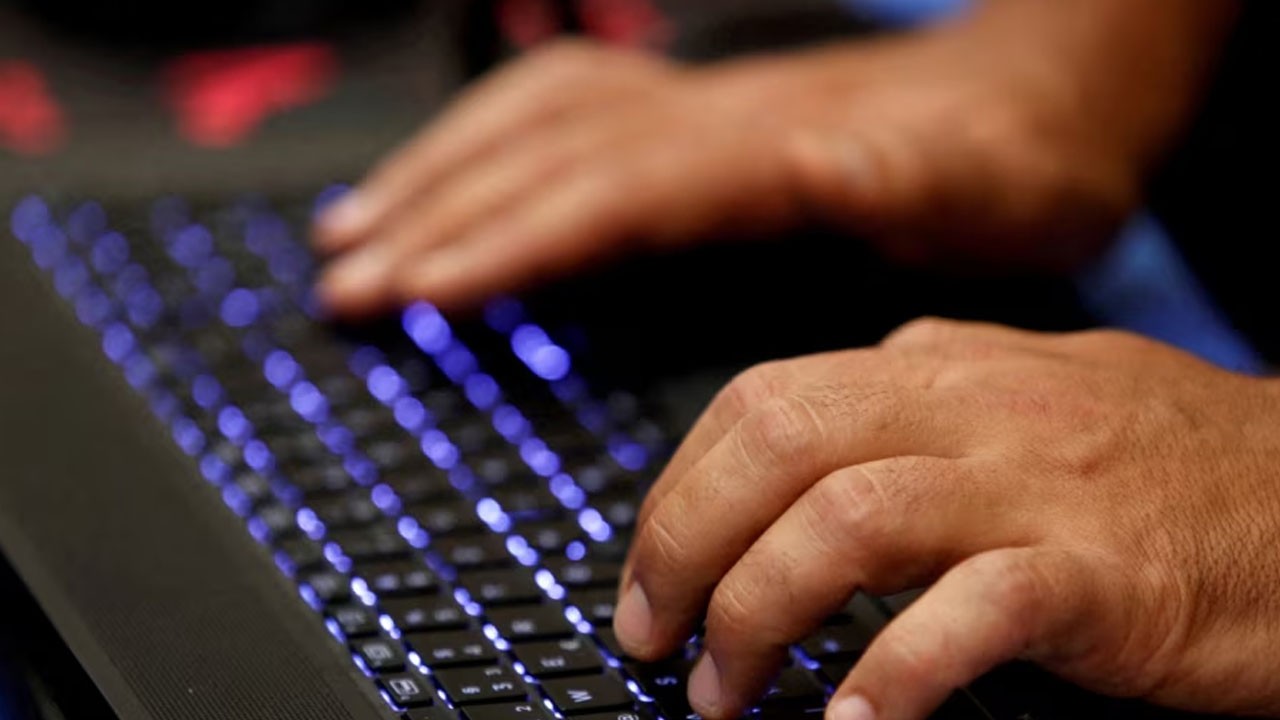 Rus bilgisayar korsanları hedef aldı: İtalyan resmi sitelerine saldırı!