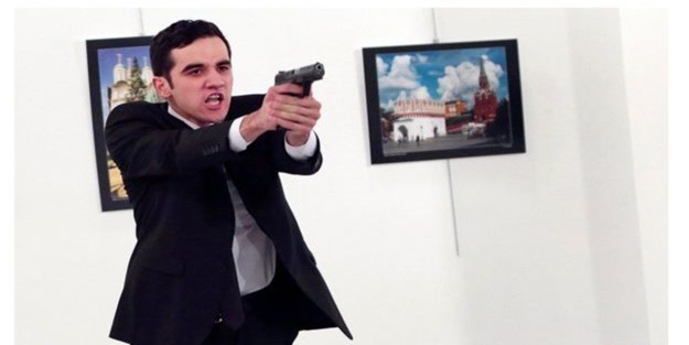 Karlov’u öldüren Altıntaş'ın ailesinden flaş karar