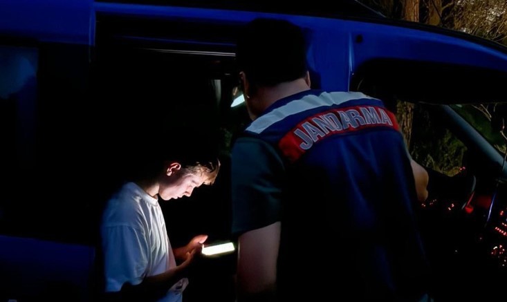 Rus çocuk Marmaris'i karıştırdı! Jandarma alarma geçti!