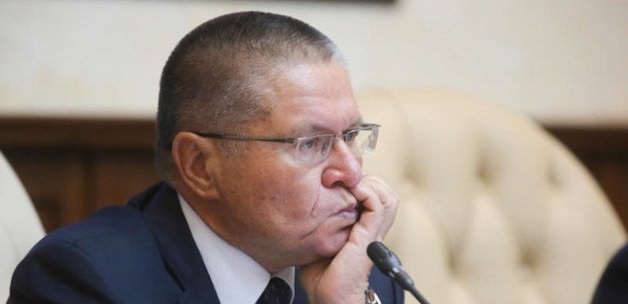 Rus Ekonomi Bakanı itiraf etti!