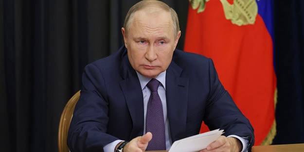 Rus ekonomisi resesyona girdi