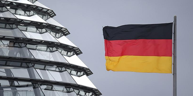 Rus enerji şirketi: Rosneft Almanya'ya kayyum atandı!