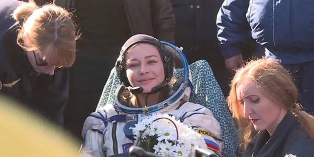 Rus film ekibi, Dünya'ya döndü!