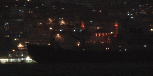 Rus gemisi İstanbul Boğazı'ndan geçti