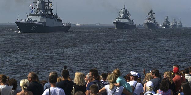 Rus gemisi ülkeyi karıştırdı! İçerisinde halüsinasyon gördüren silah var