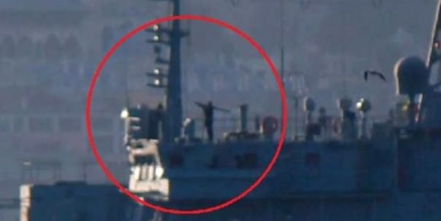 Rus gemisinden yapılan skandal harekete ilk girişim!