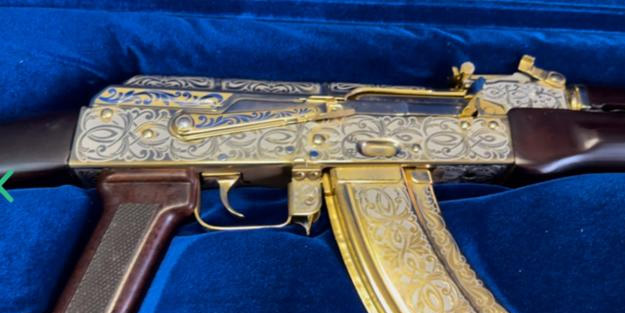 Rus gümrüğü 1974 yılına ait altın Kalaşnikof tüfeği ele geçirdi: Yeşil koridorda müdahale edildi